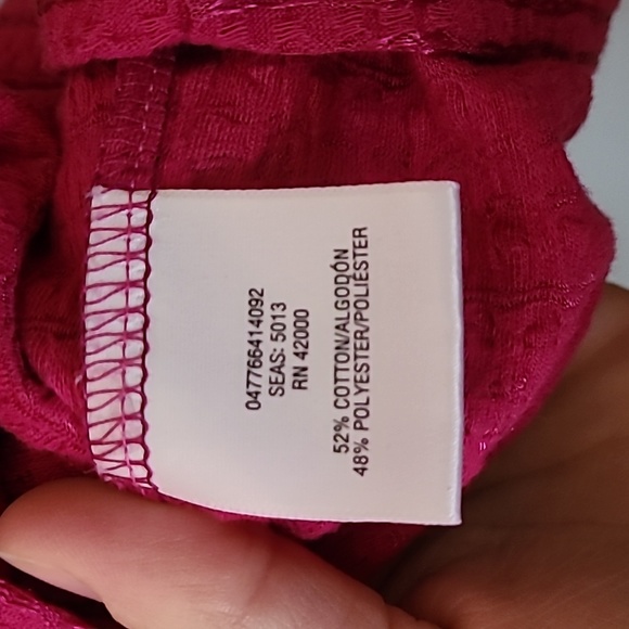 Jaclyn Smith pink top - Picture 3 of 8